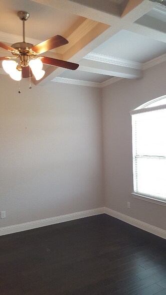 Building Photo - 3601 Panama Cove
