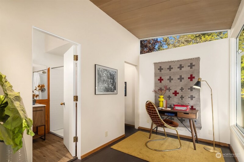 Building Photo - 14407 SE 55th St