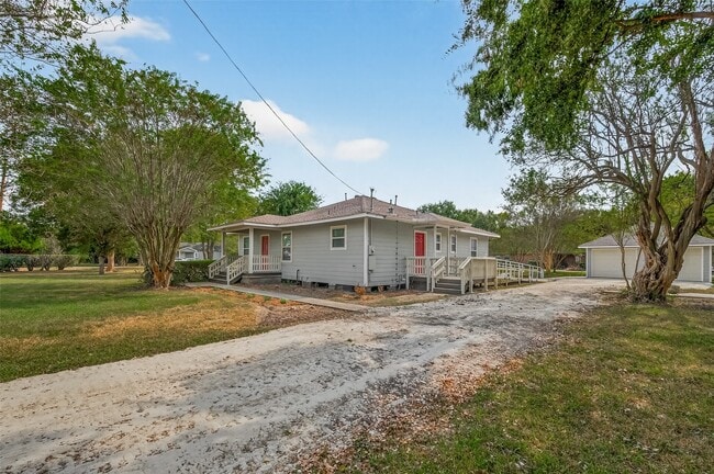 Building Photo - 6928 Apache St