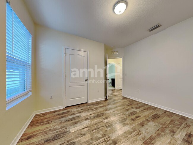 Building Photo - 3825 Crystal Dew St