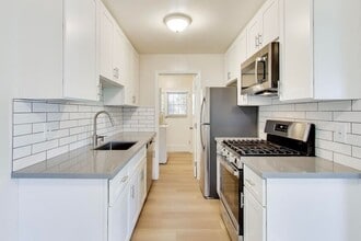 Building Photo - 451 Ruth Ct