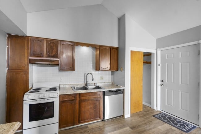 Building Photo - 101 Waldorf Pkwy