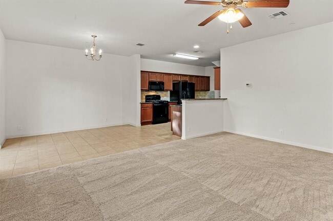 Building Photo - 1620 Bryant Dr