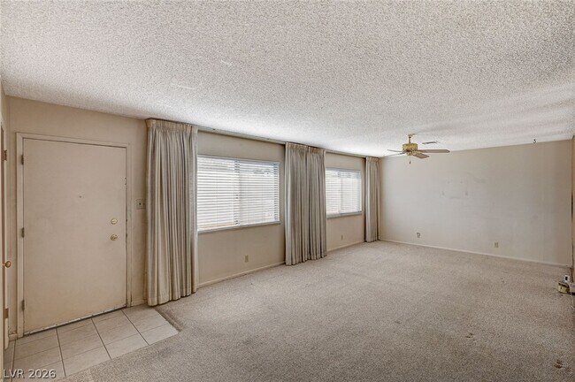Building Photo - 6208 Casada Way