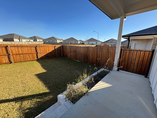 Building Photo - 5106 Rose Petal Ct