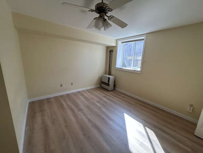 Building Photo - 4032 Beluga Cir