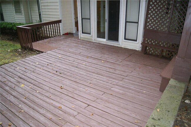 Building Photo - 4239 Glenforest Way