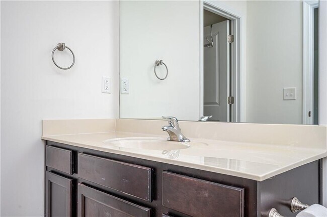 Building Photo - 6390 Mountain Home Way