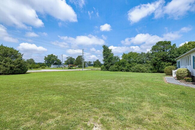 Building Photo - 2601 Rolesville Rd