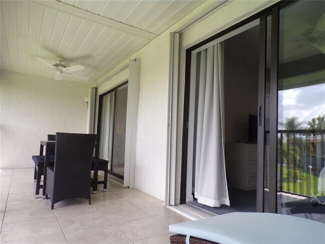 Building Photo - 1461 Aqui Esta Dr