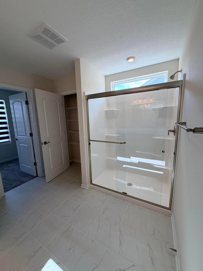 Building Photo - 1315 Red Tail Pl