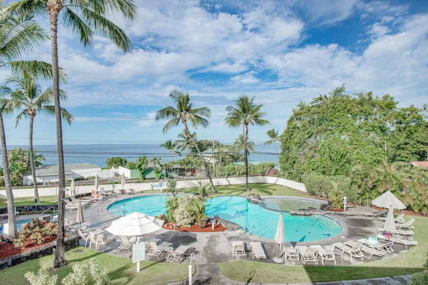 Building Photo - 75-5919-5919 Ali‘i Dr