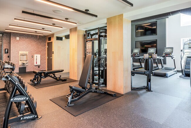 Building Photo - 3560 Rambla Pl