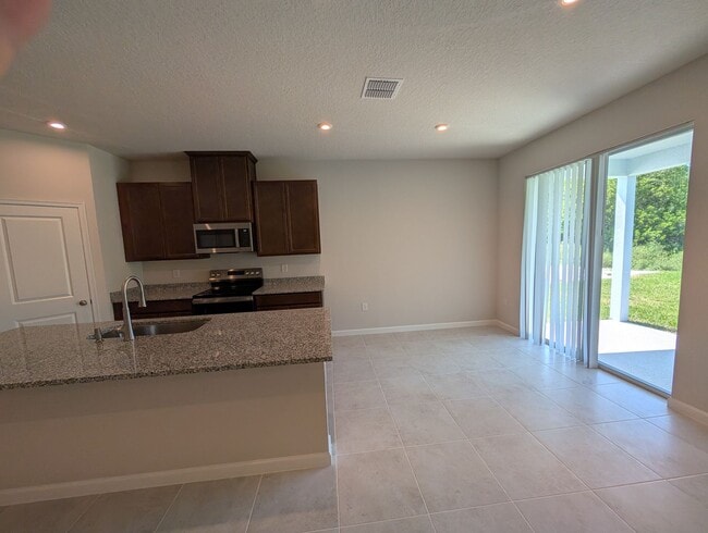 Building Photo - New Build 3/2 For Rent