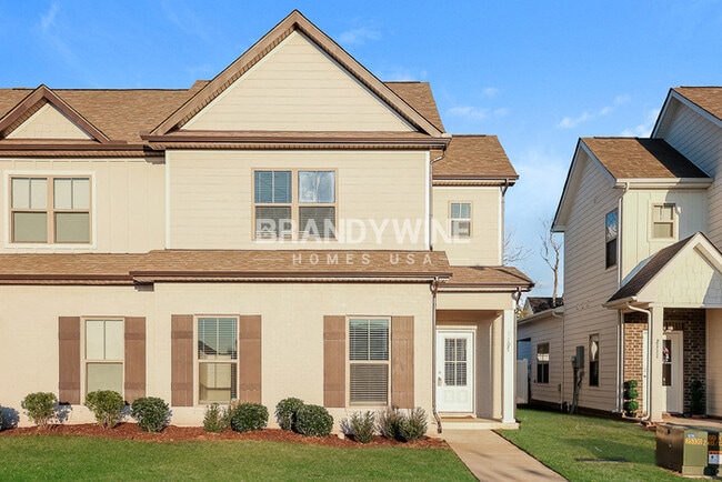 Building Photo - 2107 Hospitality Ln