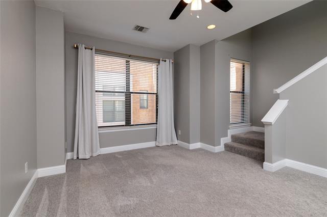 Building Photo - 724 Skyline Bluff Ct