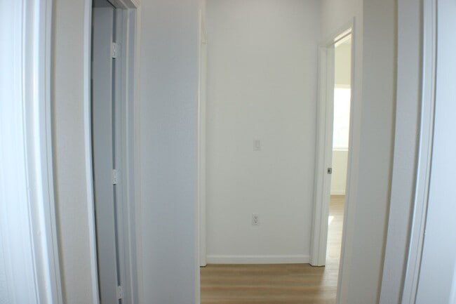 Building Photo - Brand New -4BD + 2BTH Solar-Powered Home