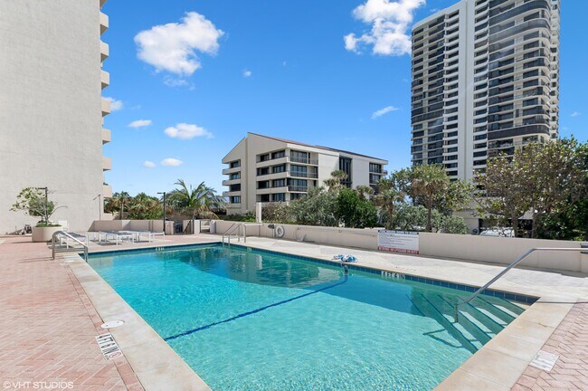 Building Photo - 4200 N Ocean Dr