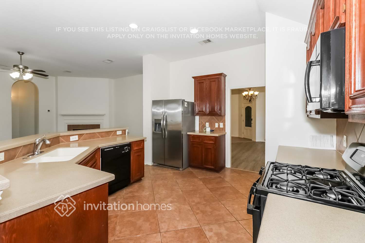 Building Photo - 17619 Sequoia View Ln