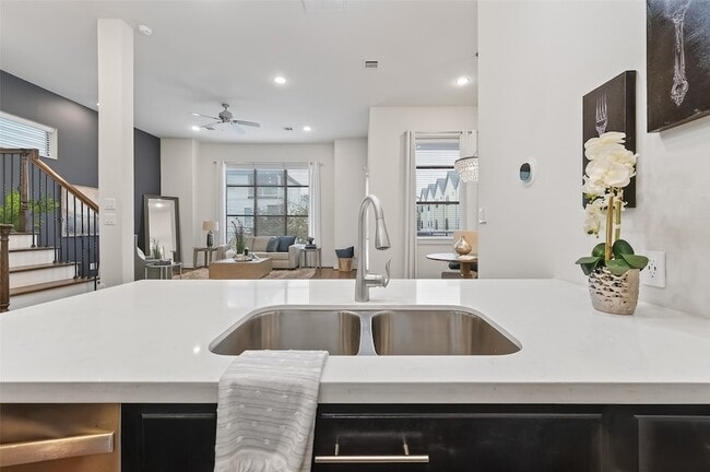 Building Photo - 1508 Beall St