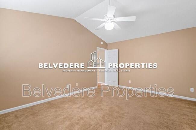 Building Photo - 4406 Single Tree Ln
