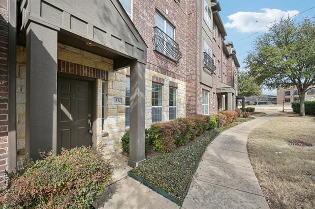 Building Photo - 3934 Amberwood Dr