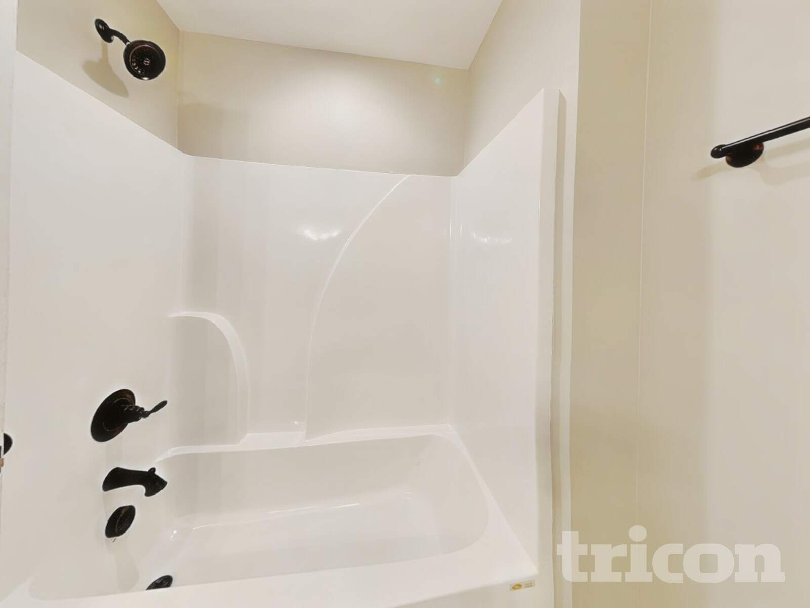 Building Photo - 220 Signature Pl