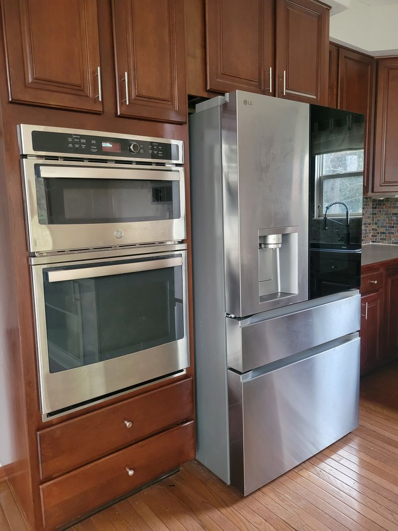 Building Photo - 8162 Chateau Ln