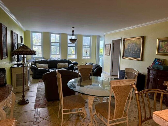 Building Photo - 5401 Collins Ave