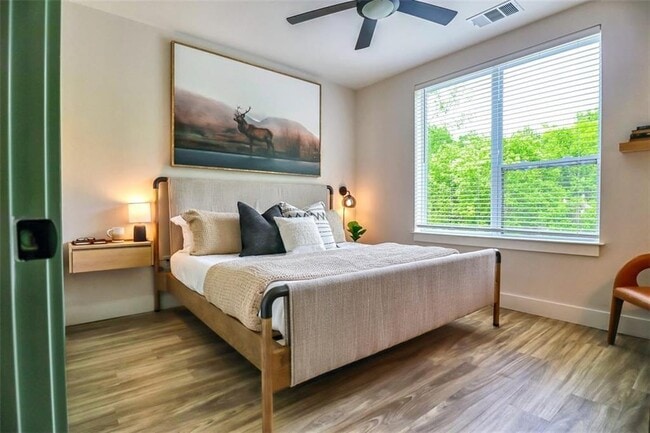 Building Photo - 1330 Fairmont Ave NW