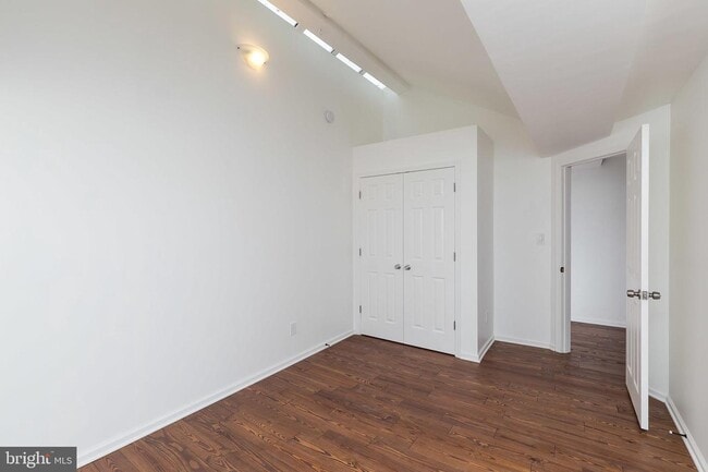 Building Photo - 307 Mosher St