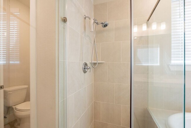 Building Photo - 27479 Vivace Dr