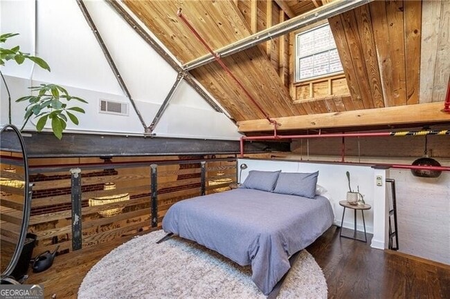 Building Photo - 650 Glen Iris Dr NE