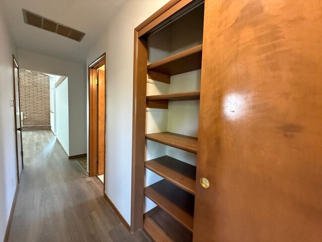 Building Photo - Bright & Beautiful 3-Bedroom Beaverton Home with A/C, Washer & Dryer, and Tons of Storage!