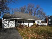 Building Photo - 218 W Shirley Ave