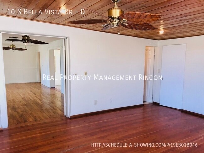 Building Photo - 10 S Bella Vista Dr