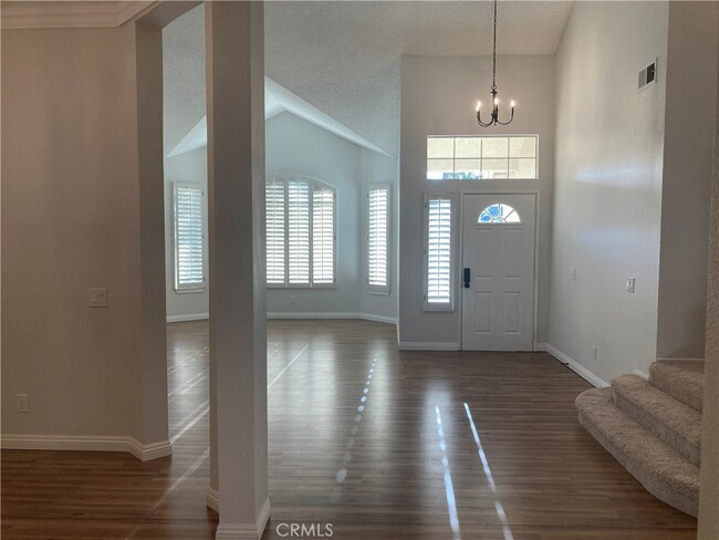 Building Photo - 1168 S Bay Hill Rd