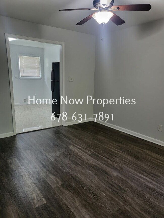 Building Photo - 2730 Pearl St