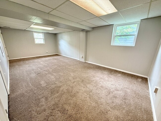 Building Photo - 575 W Market St