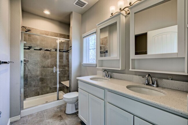 Building Photo - 1695 Grand Ave