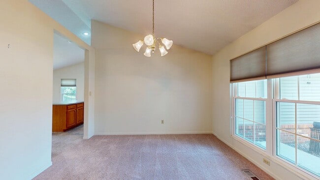 Building Photo - 1125 Butternut Ln