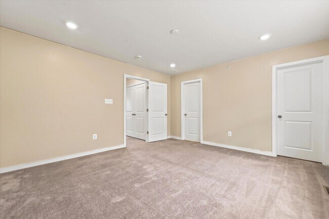 Building Photo - 59 Four Leaf Dr