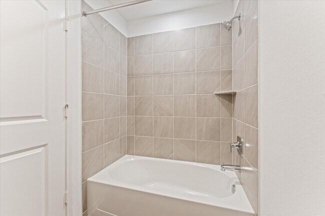 Building Photo - 24210 Sandstone Valley Ln