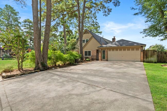 Building Photo - 8318 Everleaf Dr