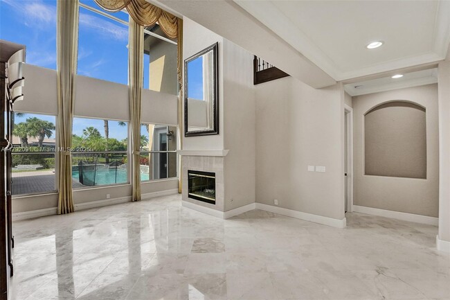 Building Photo - 7607 NW 127th Manor