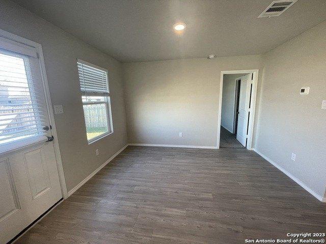 Building Photo - 430 Blue Stem Rd