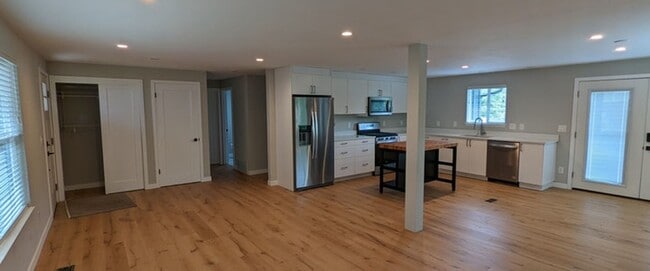 Building Photo - 4bd/2ba House in Fircrest