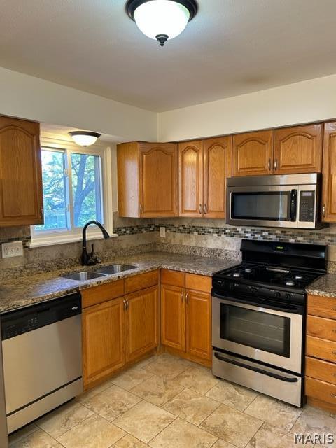 Building Photo - 1 Braquewood Ct