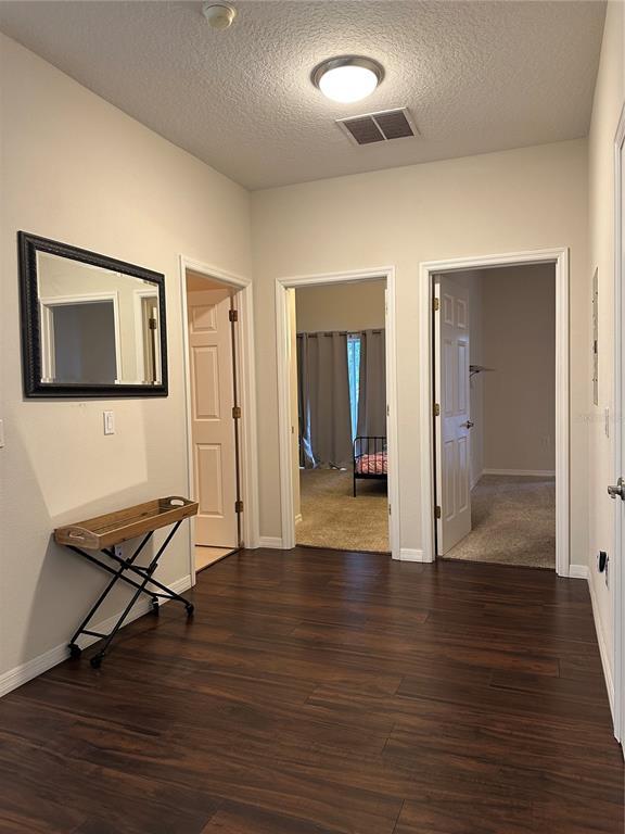 Building Photo - 3123 Sun Lake Ct