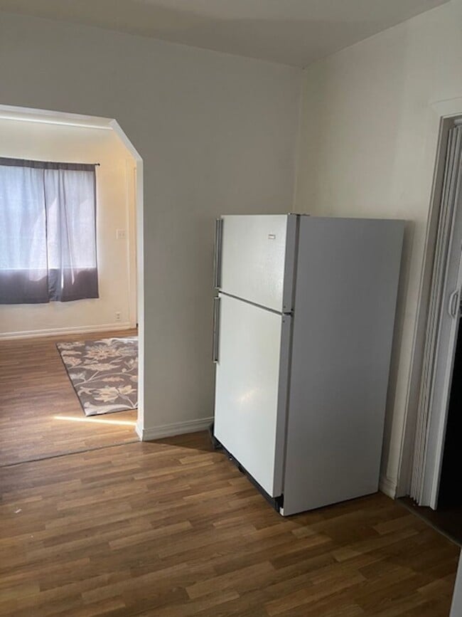 Building Photo - 1 Bedroom, 1 Bath House